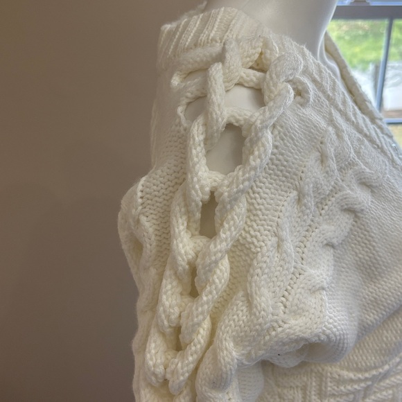 NWOT IVORY ROSE cropped zip up sweater - Picture 5 of 8